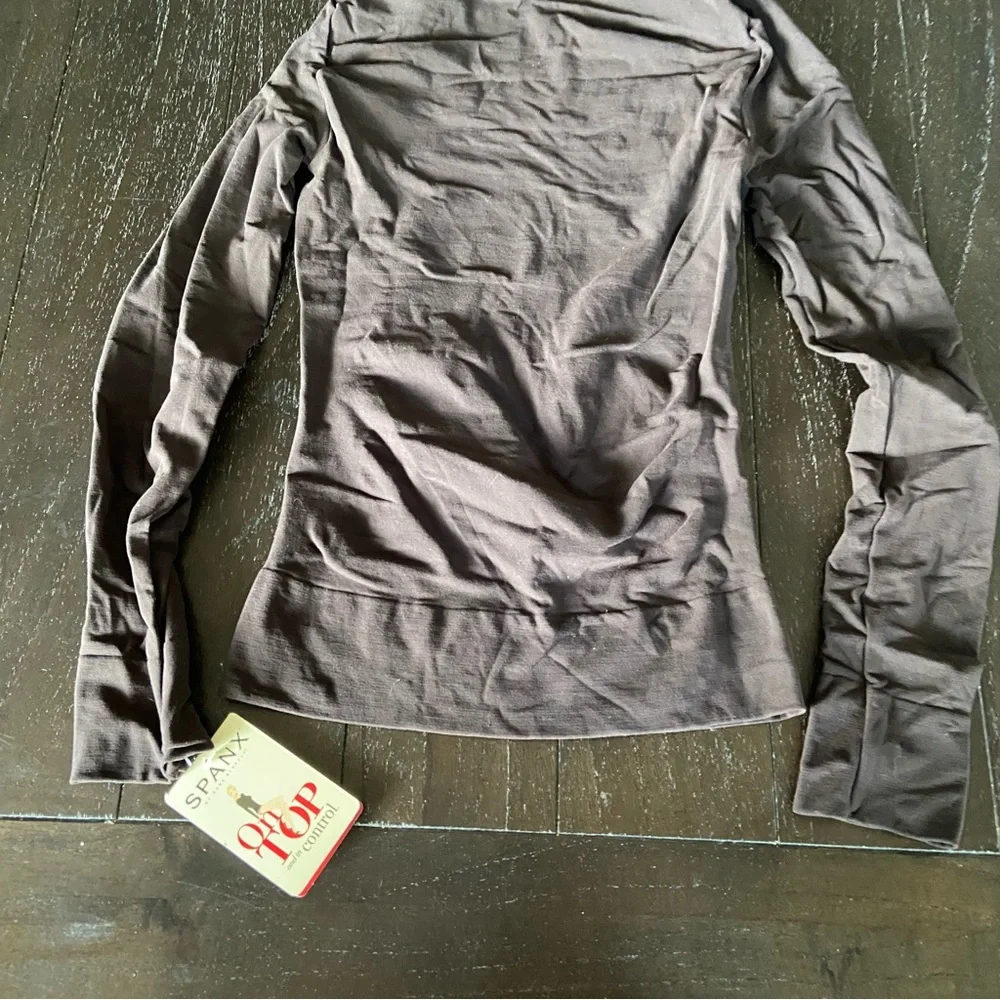 Spanx On Top And In Control Classic Turtleneck Bittersweet NWT Shaping Smoothing - Picture 7 of 10